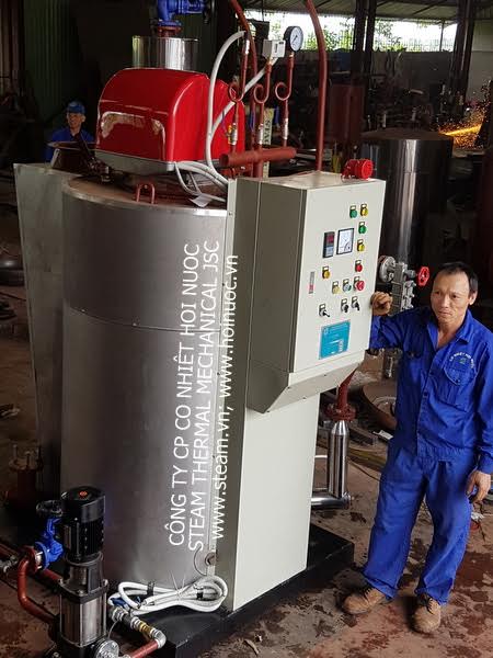 Lò hơi đốt dầu 500kg/H
