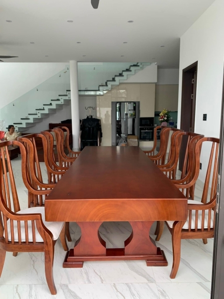 Bàn ghế gỗ
