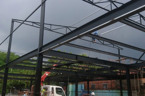 Thi công lắp đặt nhà thép tiền chế
