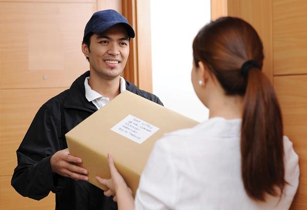 Chuyển phát nhanh trong nước