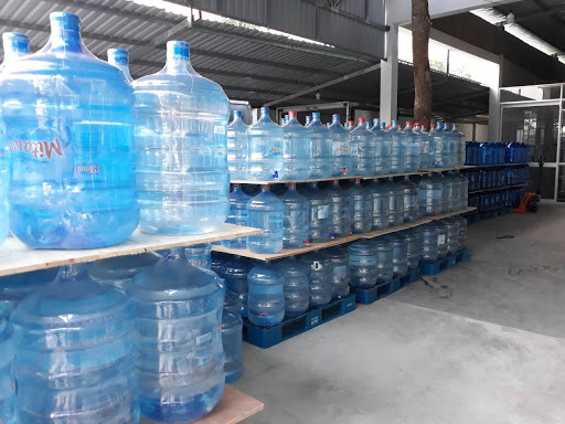 Nước uống đóng bình