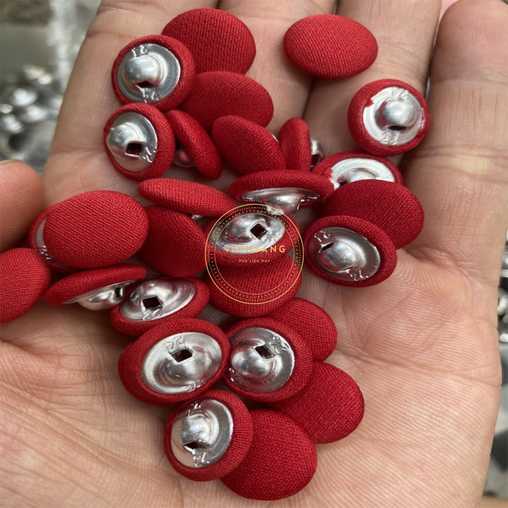 Nút bọc vải chân nhôm