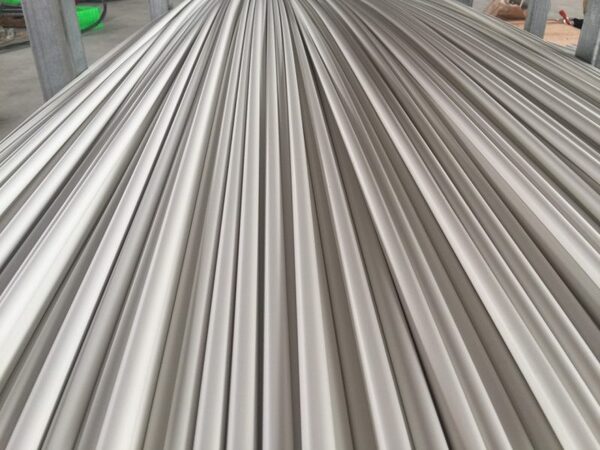 Ống luồn PVC 16