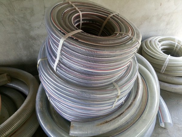Ống nhựa PVC lõi thép