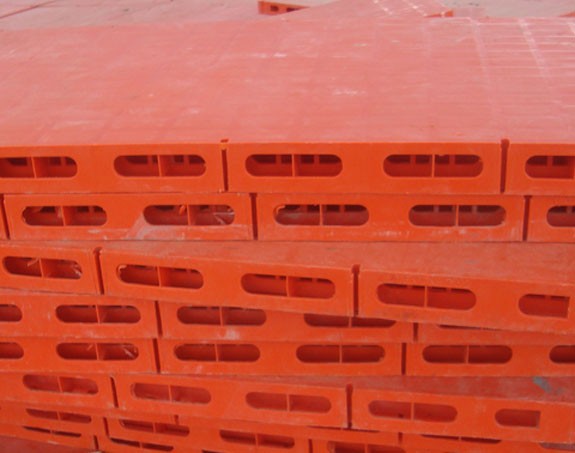 Pallet nhựa
