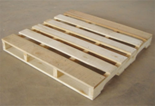 Pallet gỗ thông