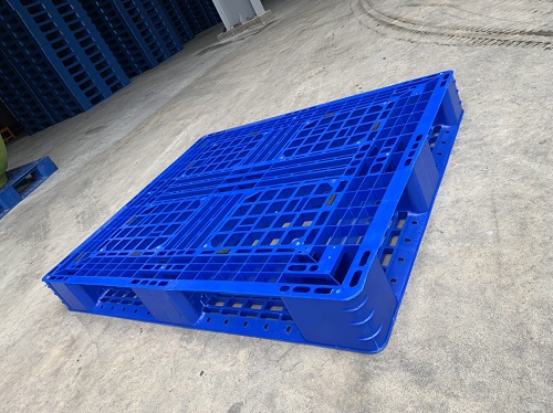 Pallet nhựa 2 mặt