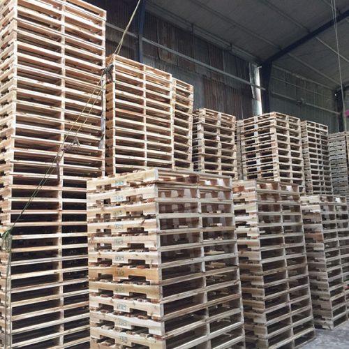 Pallet đỗ khuyết