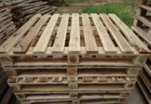 Pallet gỗ