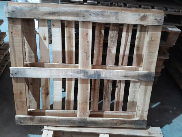 Pallet gỗ 1.1mx1.3m