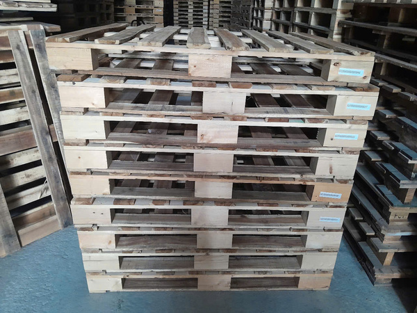 Pallet gỗ 1.1mx1.3m