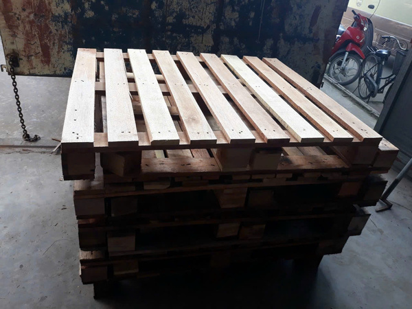 Pallet gỗ 97cmx1.4m