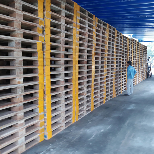 Pallet gỗ dầu
