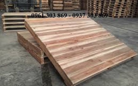 Pallet gỗ