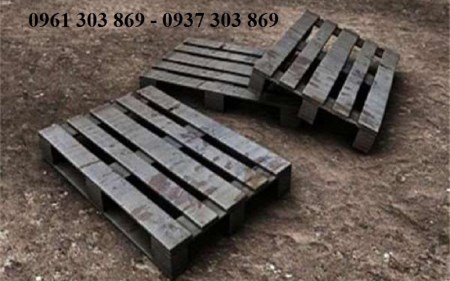 Pallet gỗ