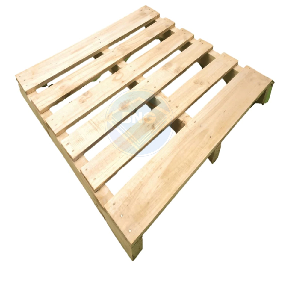 Pallet gỗ thông