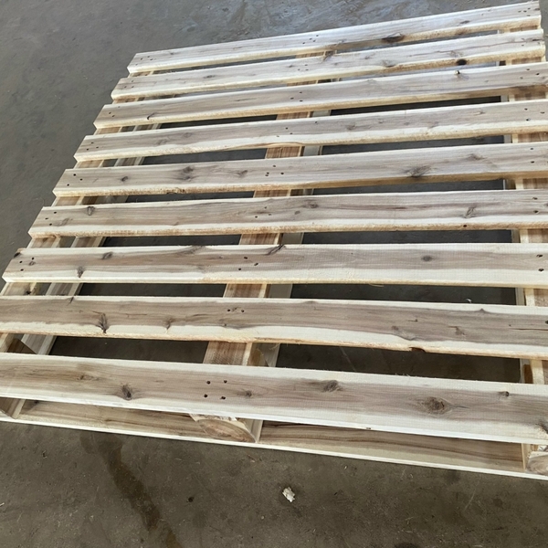 Pallet gỗ tràm