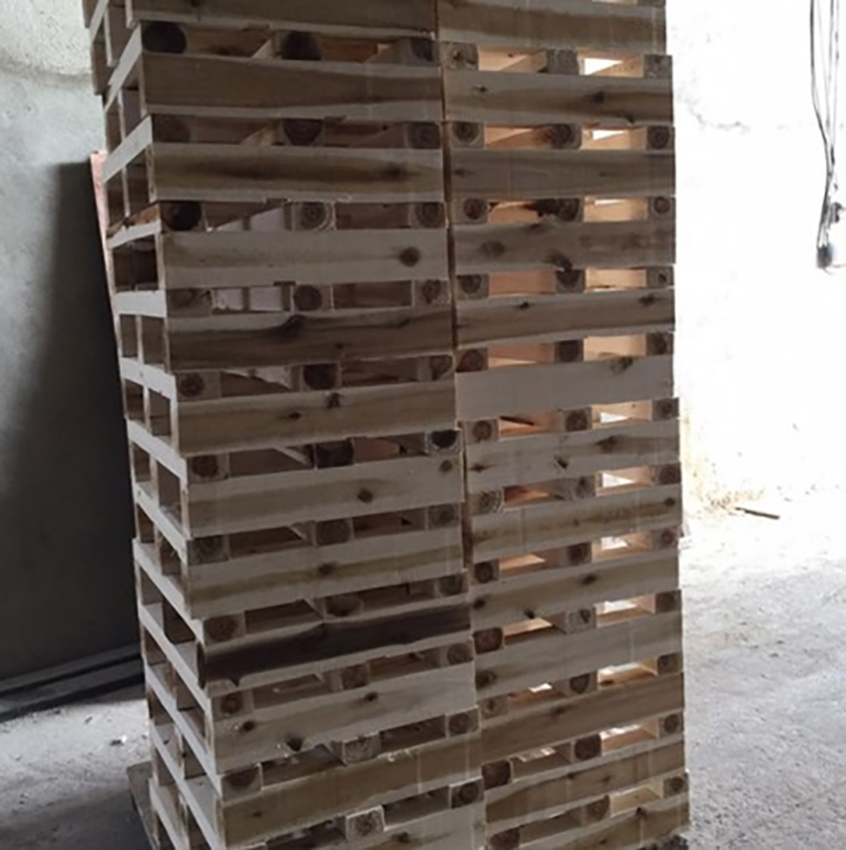 Pallet gỗ trầm sấy