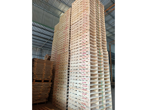 Pallet kê hàng trong kho