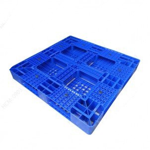 Pallet nhựa