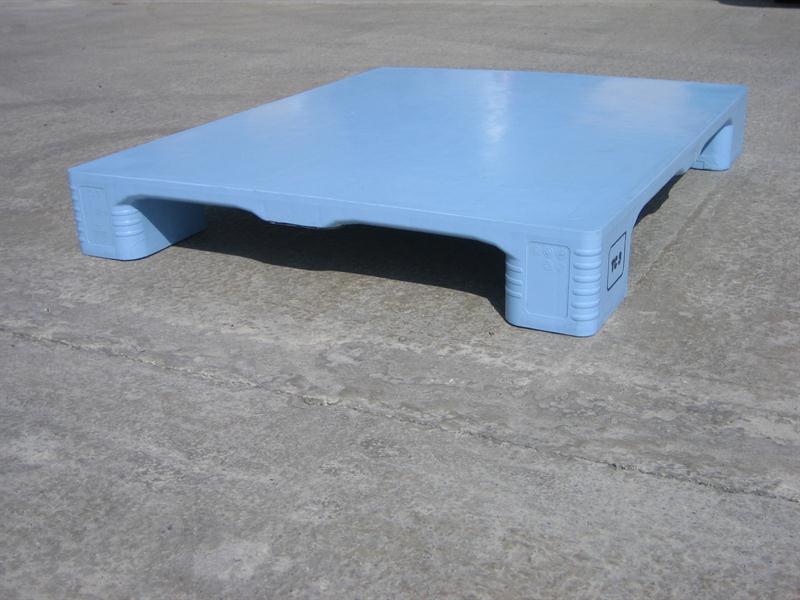 Pallet nhựa