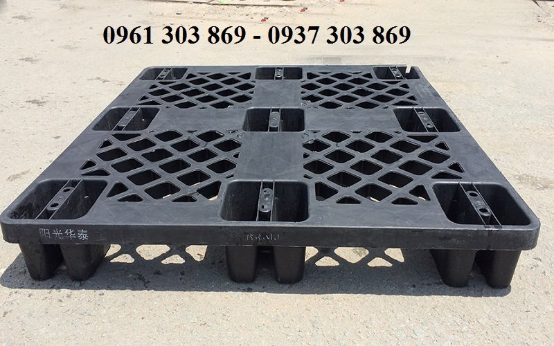 Pallet nhựa