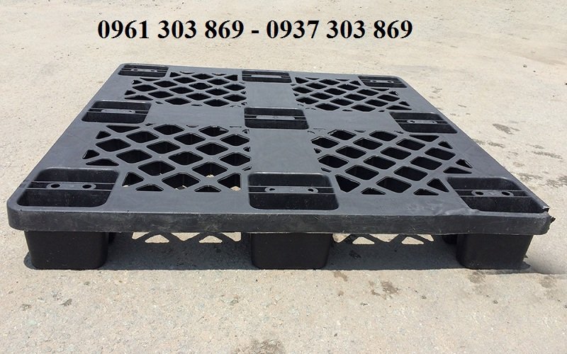 Pallet nhựa