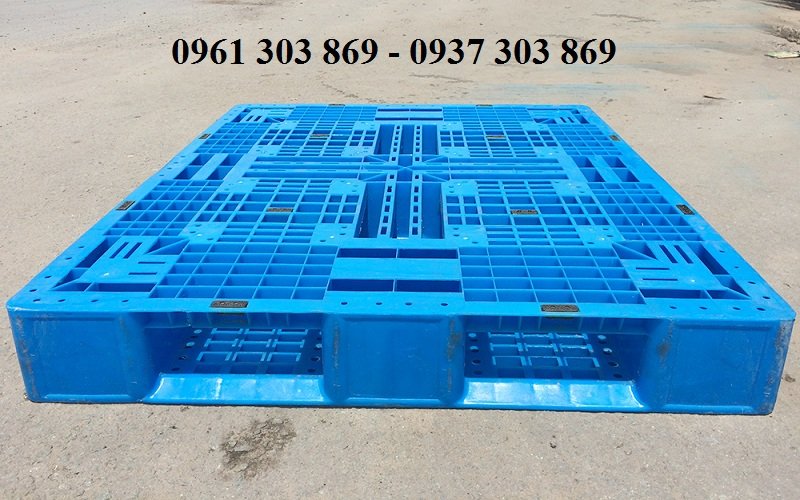 Pallet nhựa