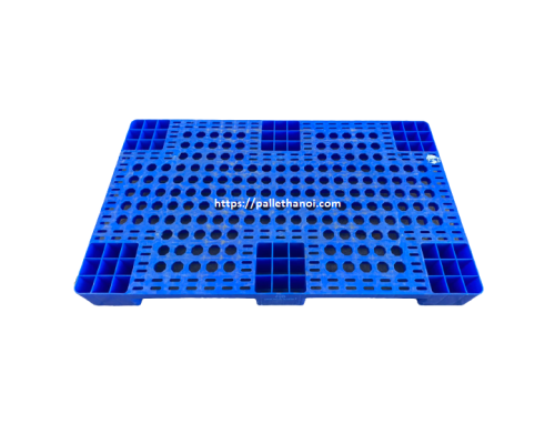 Pallet nhựa lót sàn