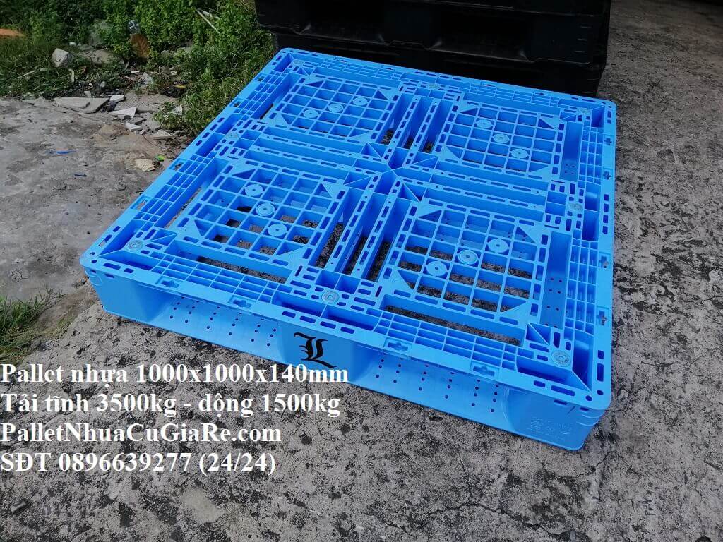 Pallet nhựa mới
