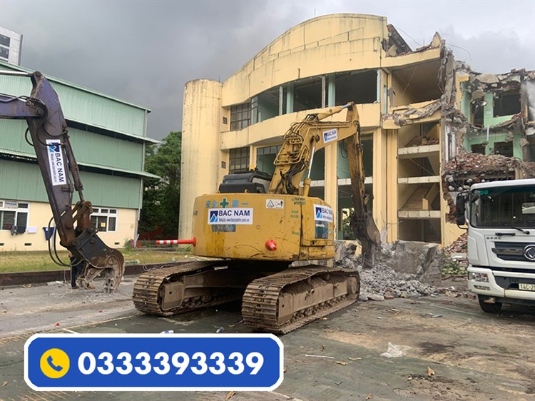 Phá dỡ cải tạo công trình tại24 phố Tràng Tiền, Hoàn Kiếm, Hà Nội