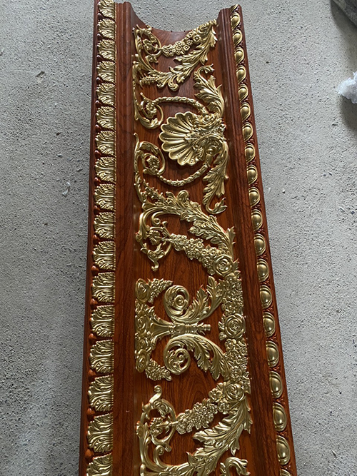Phào tường, mâm gỗ dát vàng