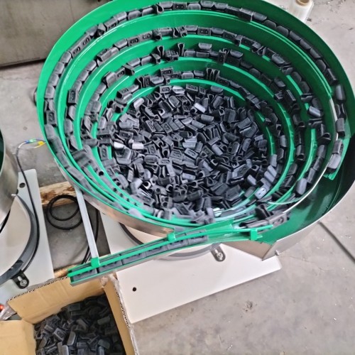 Phễu rung, mâm rung, nồi rung