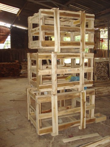 Thùng gỗ