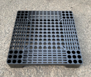Pallet nhựa