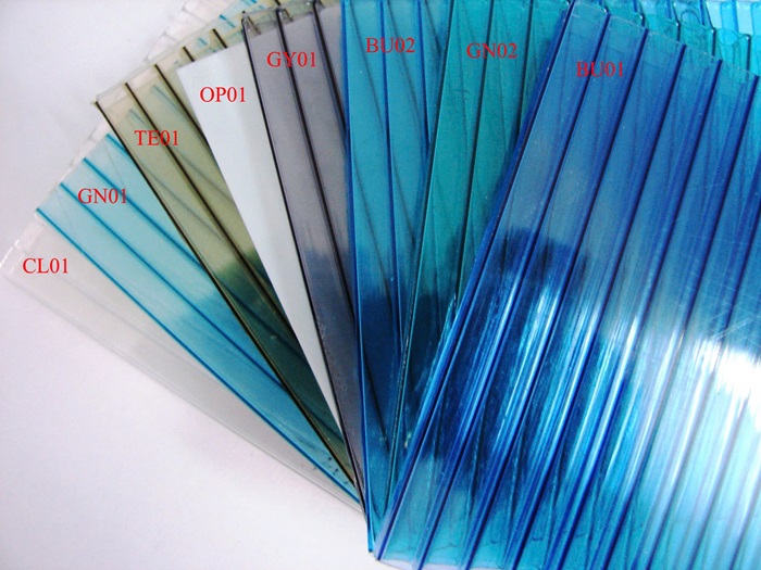 Tấm poly lấy sáng dạng rỗng