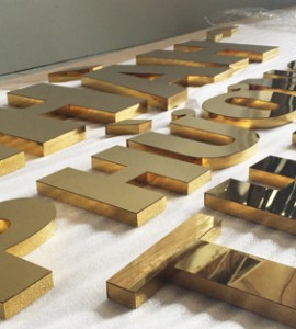 Biển quảng cáo chữ nổi