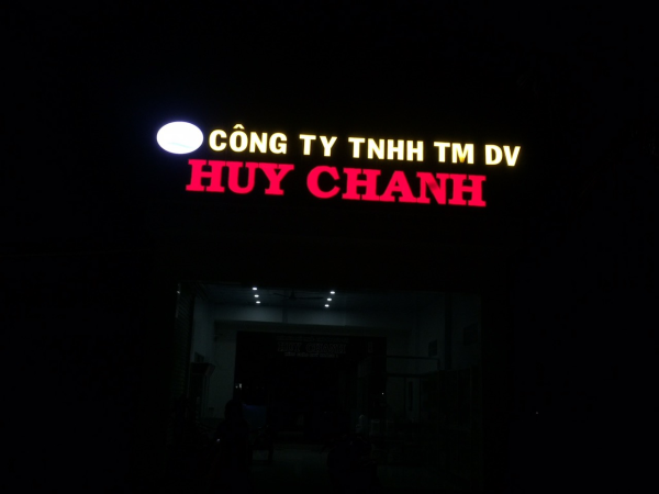 Bảng hiệu quảng cáo