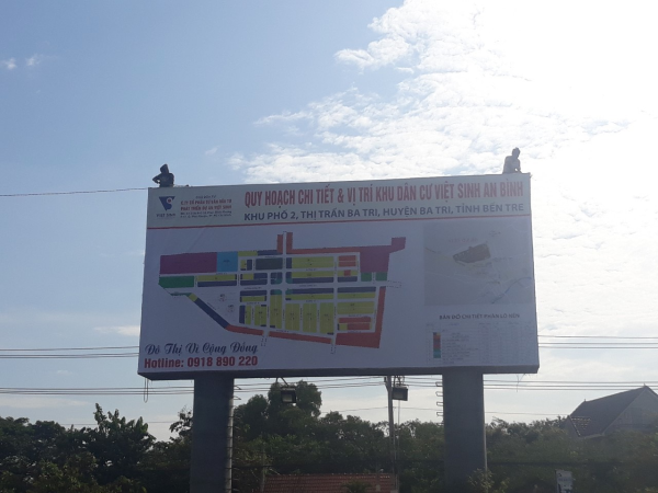 Biển quảng cáo ngoài trời
