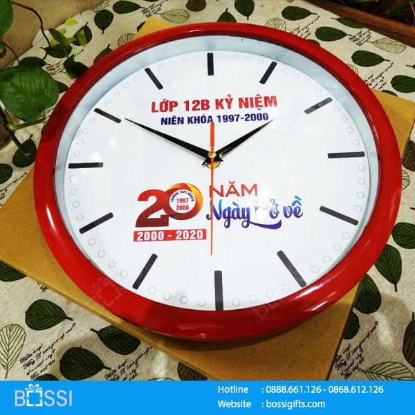 Đồng hồ treo tường kỷ niệm