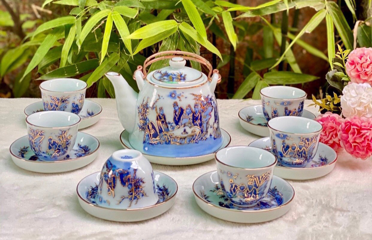 Bộ ấm chén sứ