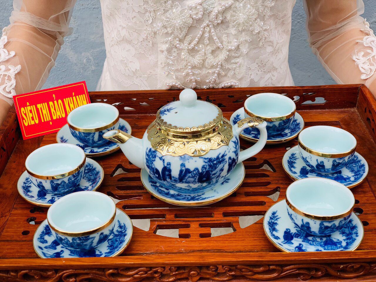 Bộ ấm chén sứ