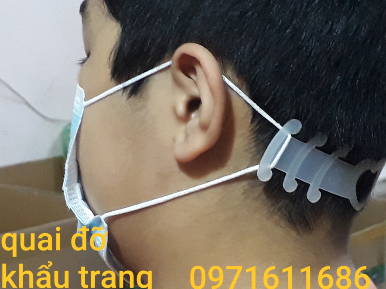 Quai nhựa đỡ khẩu trang