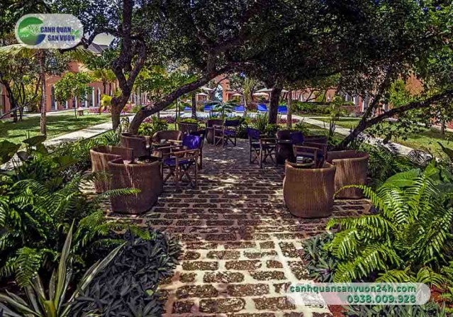 Thi công sân vườn quán cafe