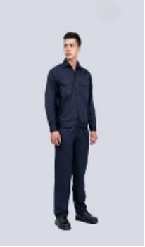 Quần áo kaki màu tím than