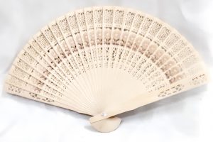 Quạt lụa
