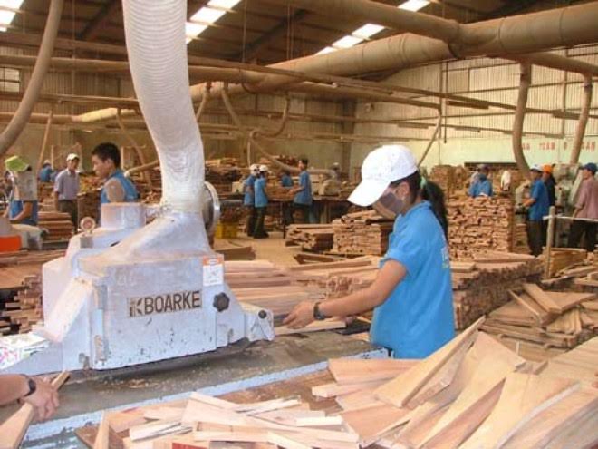Sản xuất gỗ ghép cao su