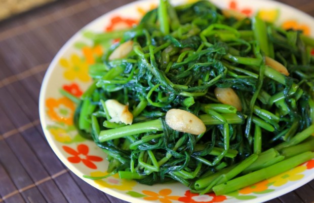 Rau muống xào