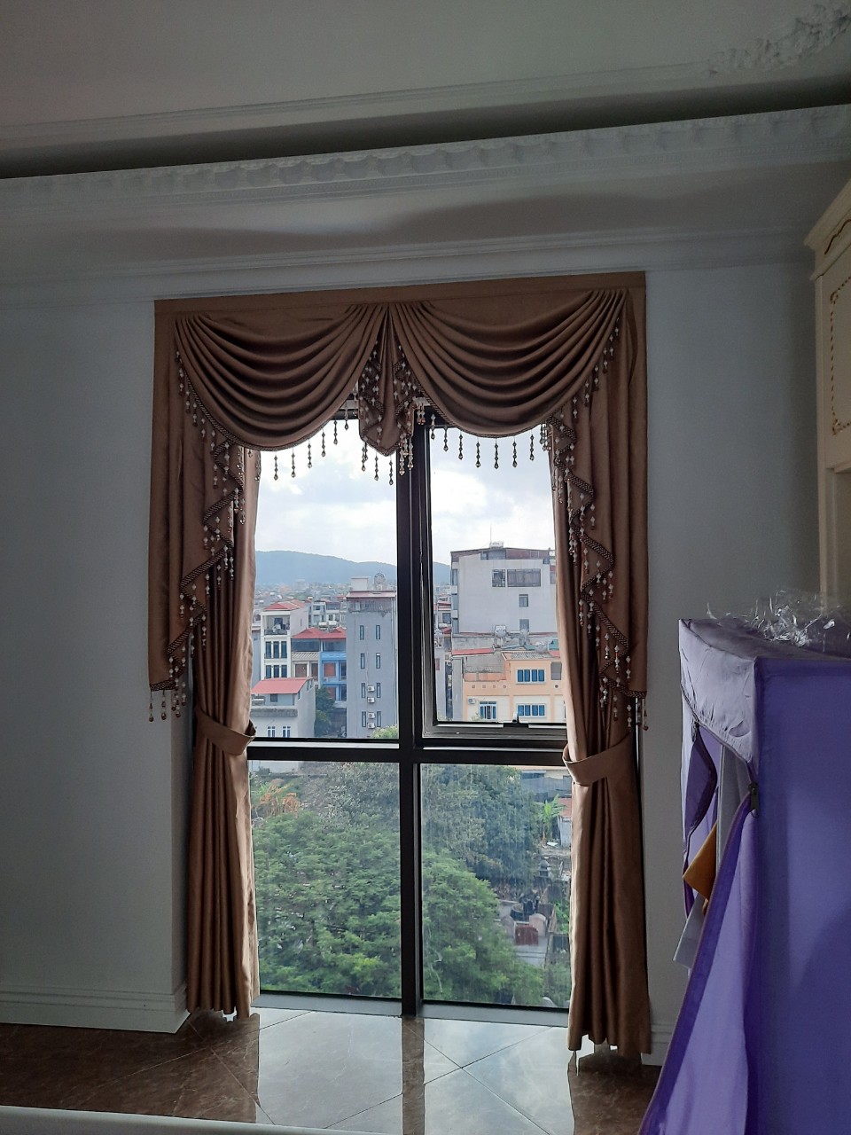 Rèm vải yếm quả