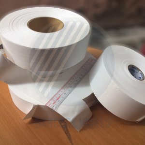 Ruban tem nhãn vải